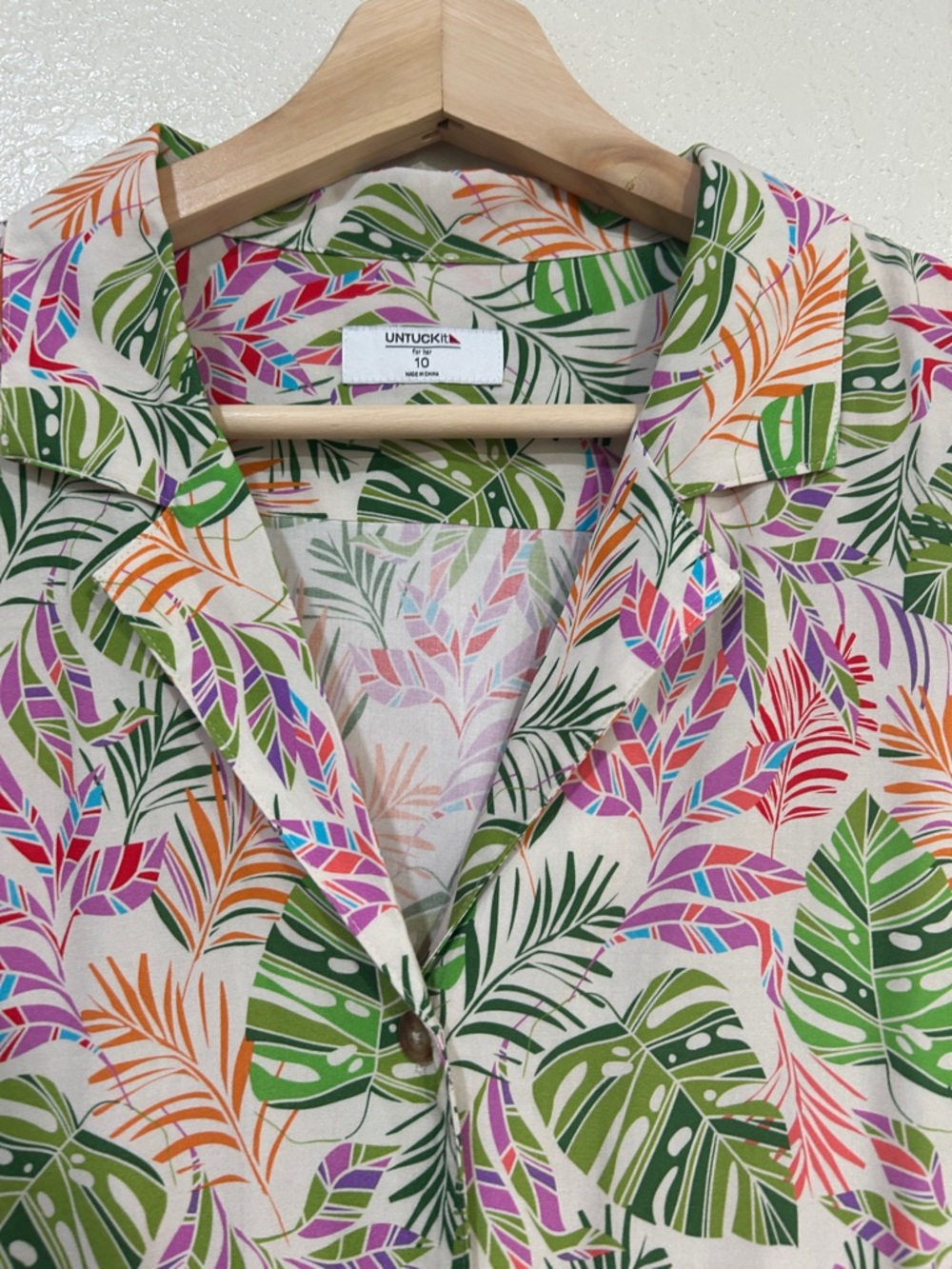 UNTUCKit Women’s JulieTropical Leaf Print Button Front Shirt Dress Sz 10 - Picture 6 of 13